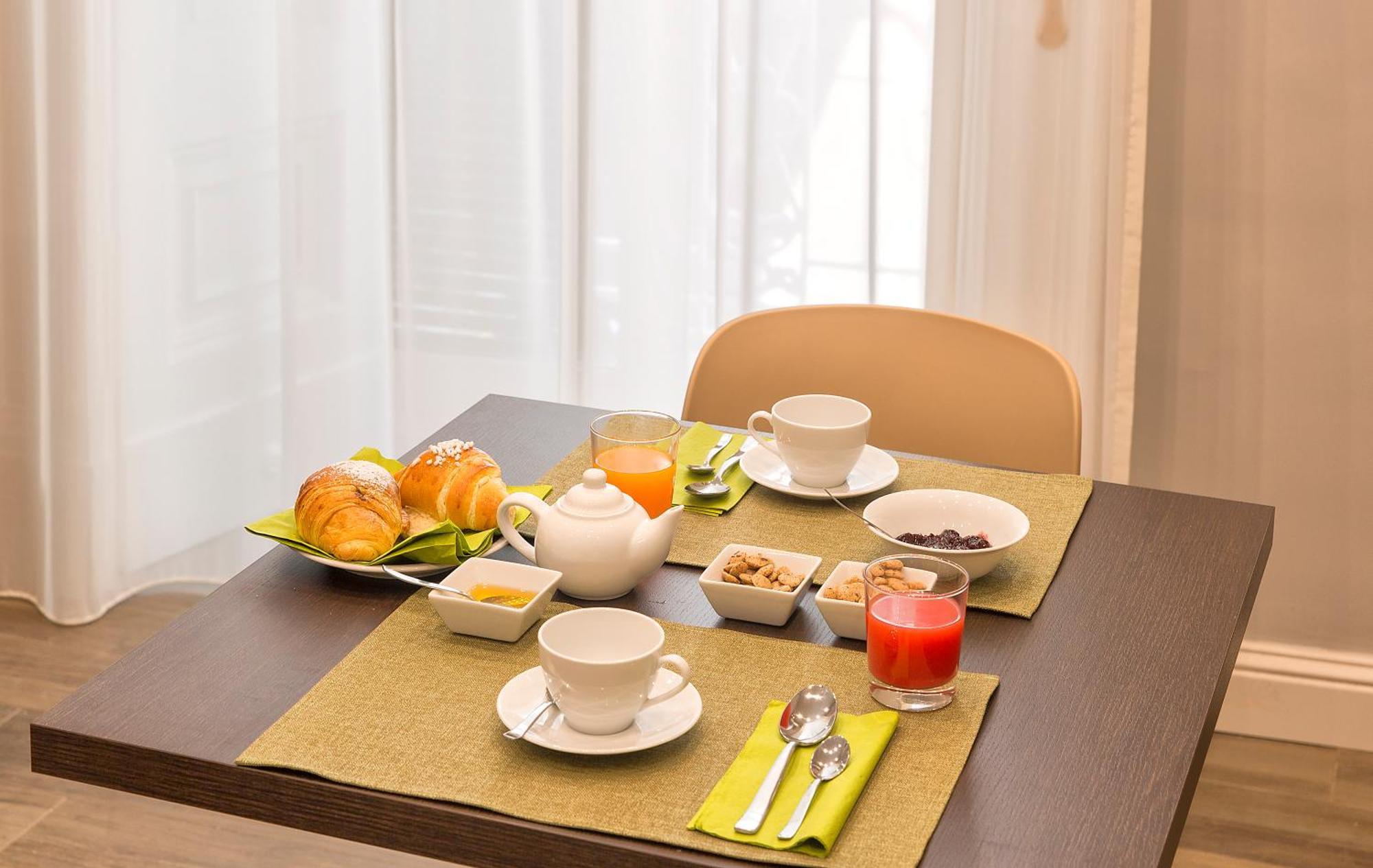 Dante Maison De Luxe Bed & Breakfast Naples